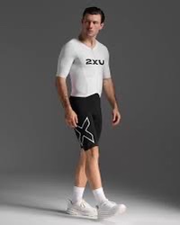 2XU Mens Light Speed React Sleeved Trisuit - Image 6